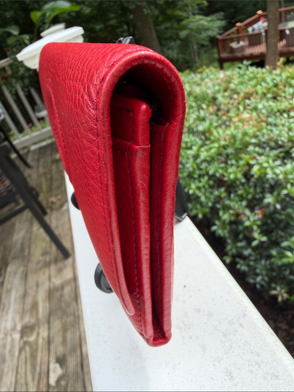 Gucci Authentic Red Pebbled Leather Continental Wallet - Picture 5 of 17